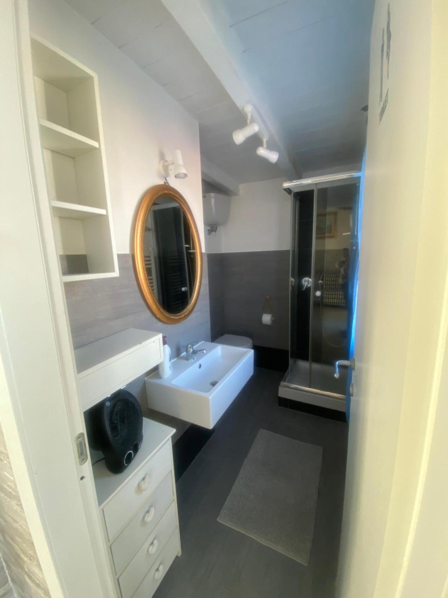 La Casa Di Leila Apartment ปาสซอสกูโร ภายนอก รูปภาพ